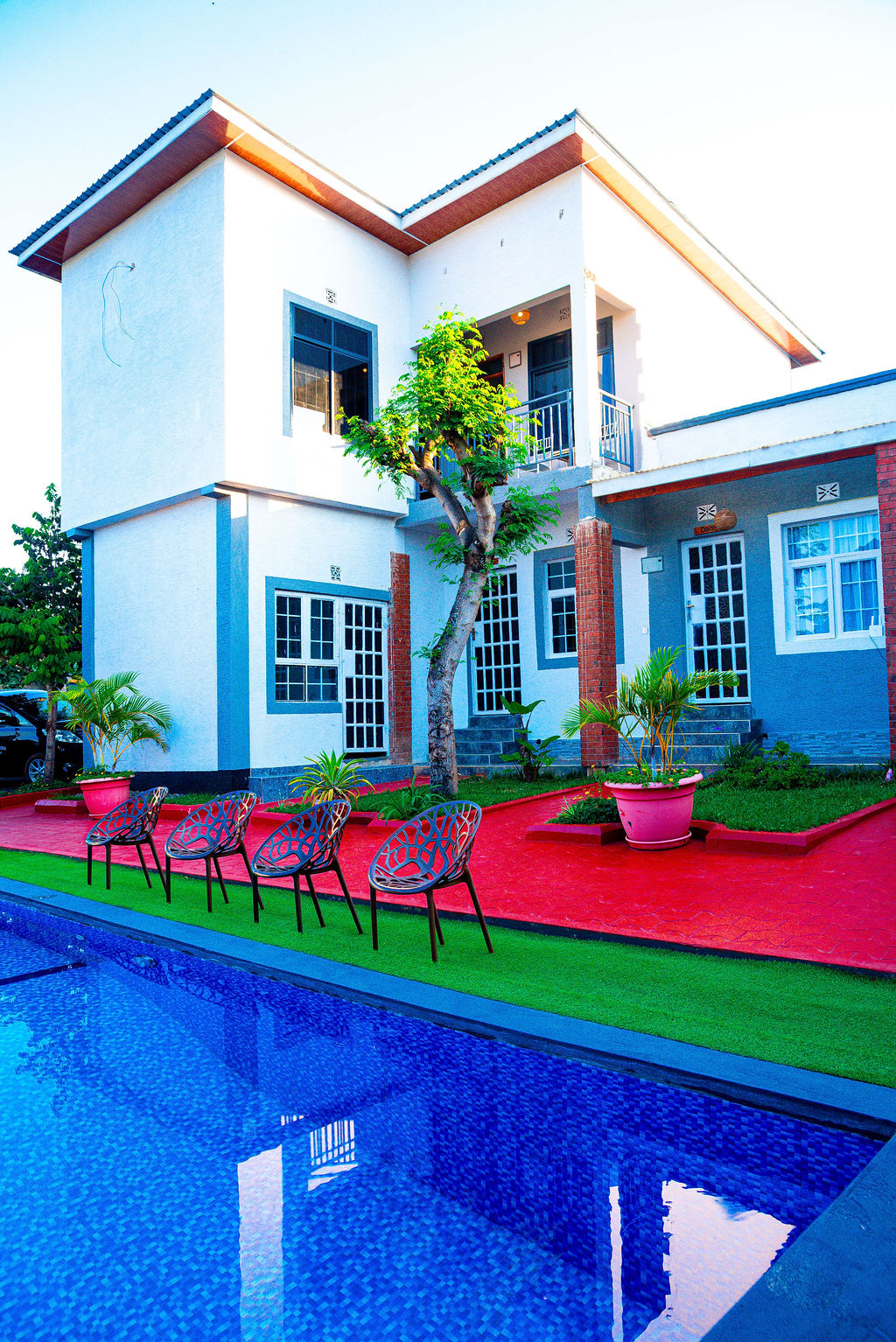 Genis Villa Pool
